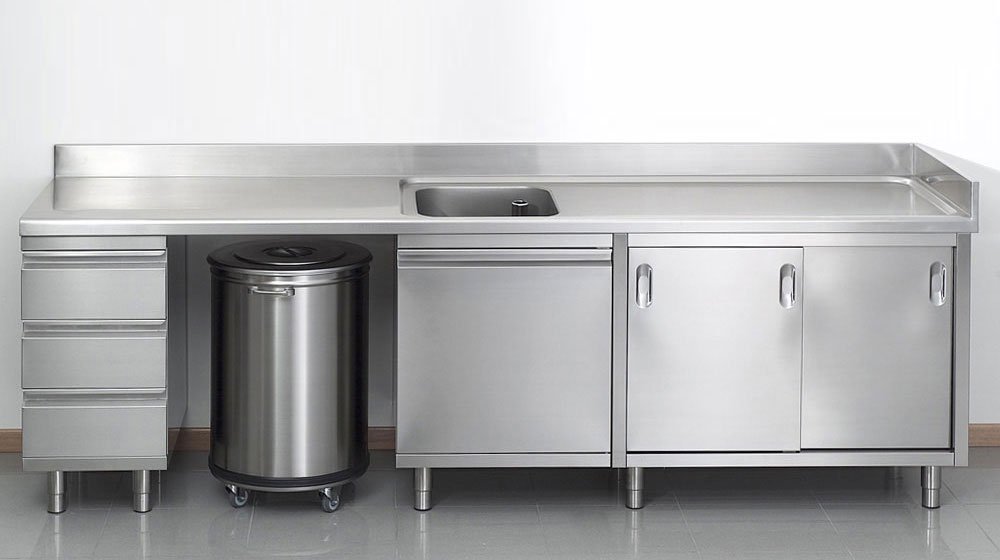 meuble de cuisine en inox page de garde